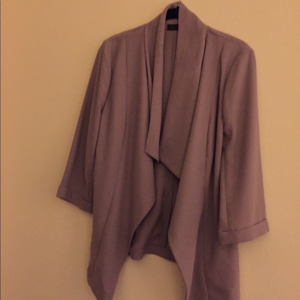 Blush drape